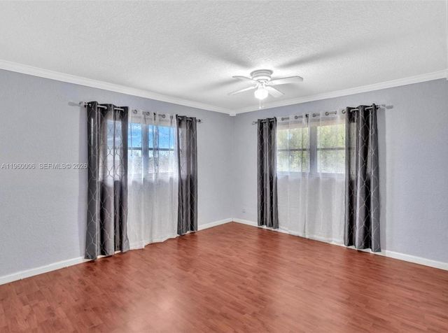 4731 NW 10th Court 316, Plantation, FL 33313