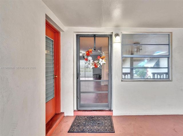4731 NW 10th Court 316, Plantation, FL 33313