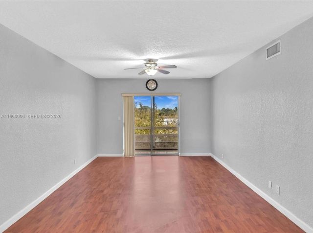 4731 NW 10th Court 316, Plantation, FL 33313