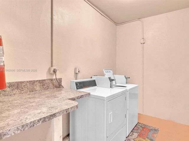 4731 NW 10th Court 316, Plantation, FL 33313