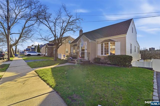 21 Park Place, Kearny, NJ 07032