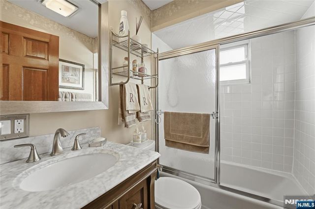 21 Park Place, Kearny, NJ 07032