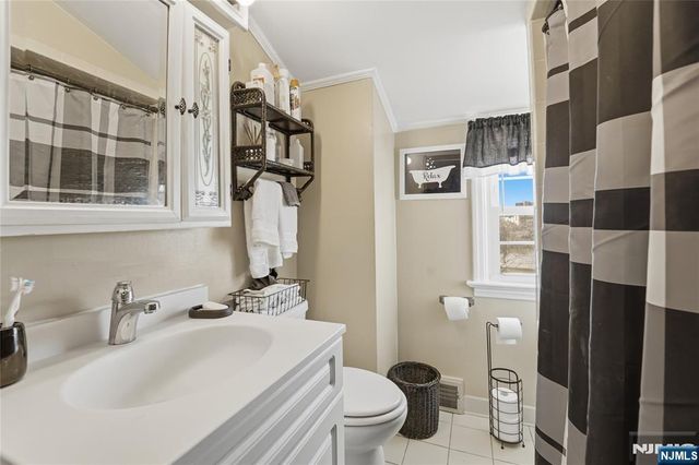 21 Park Place, Kearny, NJ 07032