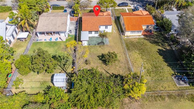 5730 SW 42nd Ter, South Miami, FL 33155
