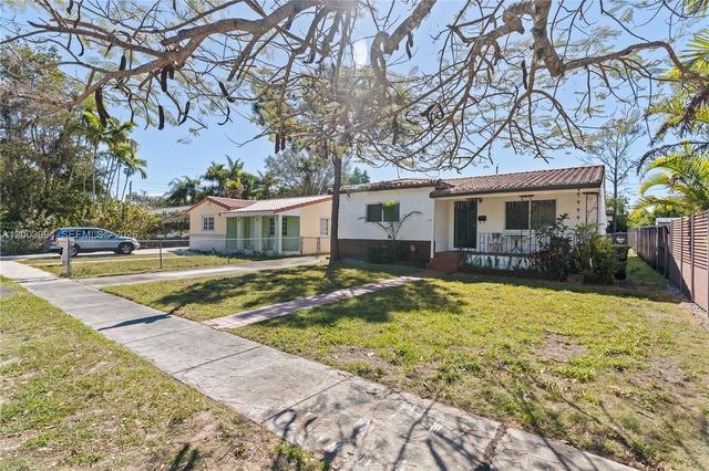 5730 SW 42nd Ter, South Miami, FL 33155