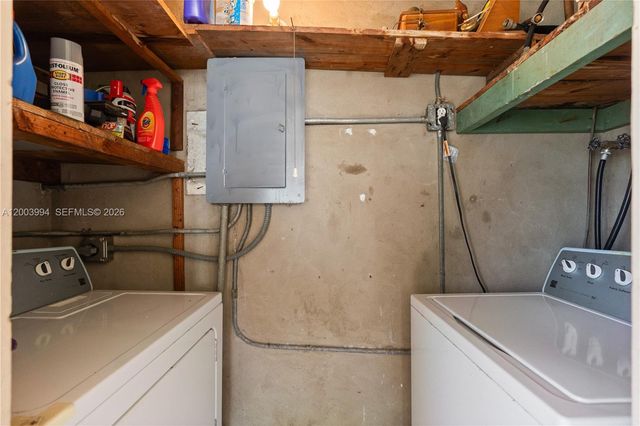 5730 SW 42nd Ter, South Miami, FL 33155