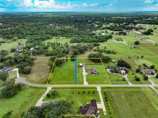 802 Comanche Trail Drive, Rosharon, TX 77583