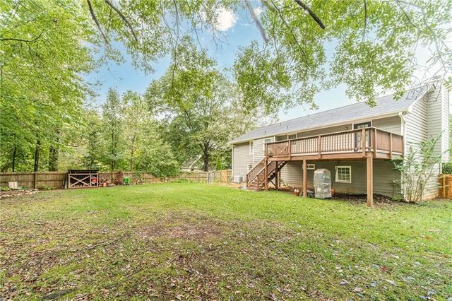 27 Creek View Drive, Hoschton, GA 30548
