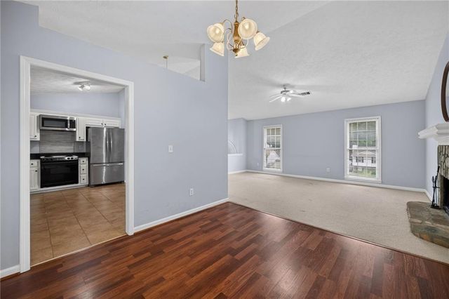 27 Creek View Drive, Hoschton, GA 30548