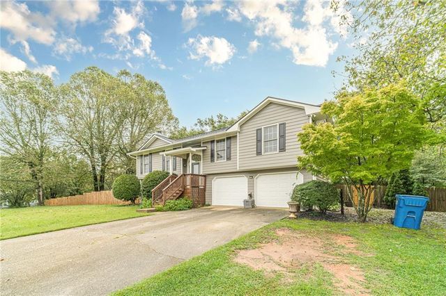 27 Creek View Drive, Hoschton, GA 30548