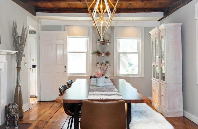 54 Ashland St, Newburyport, MA 01950
