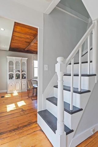54 Ashland St, Newburyport, MA 01950