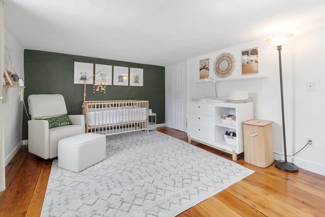 54 Ashland St, Newburyport, MA 01950