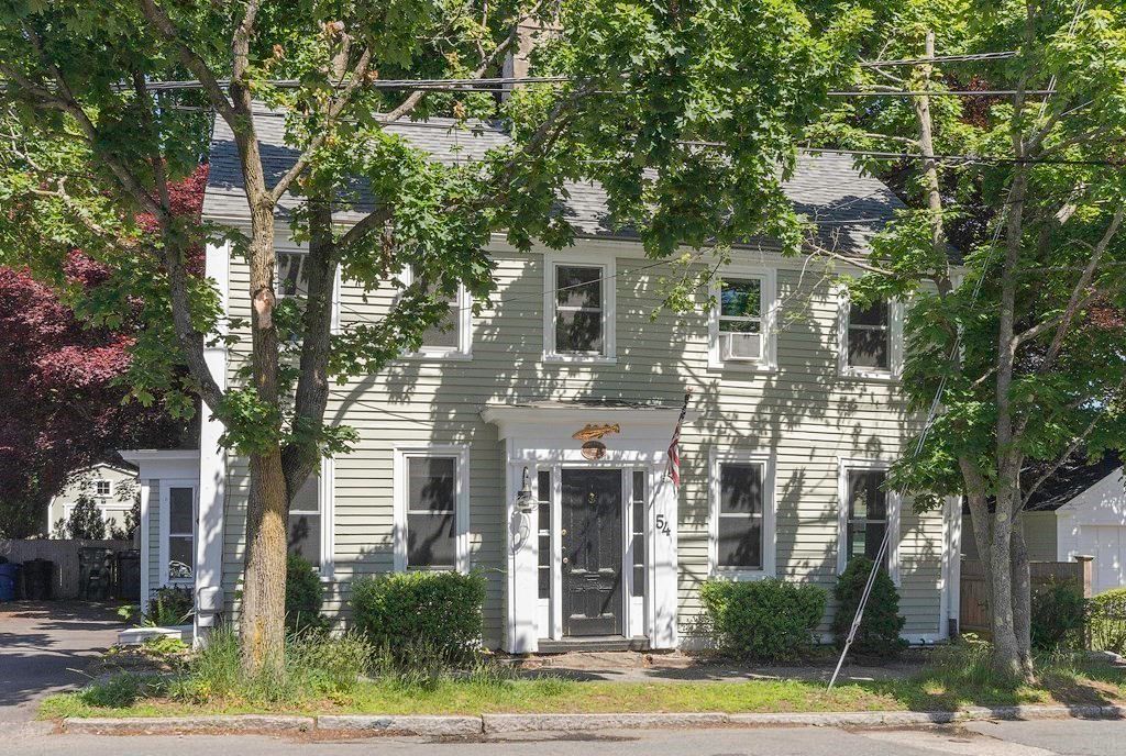 54 Ashland St, Newburyport, MA 01950