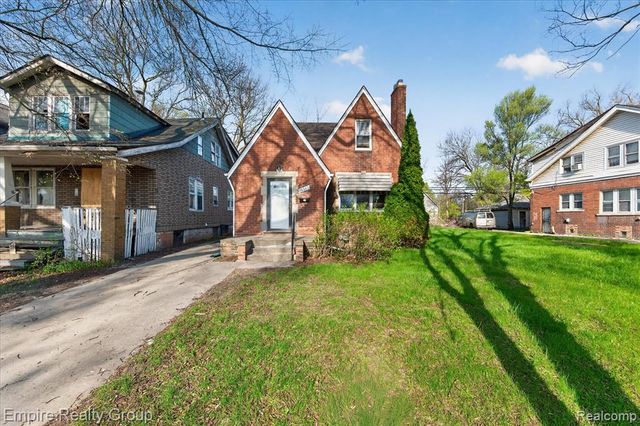 19345 Omira Street, Highland Park, MI 48203