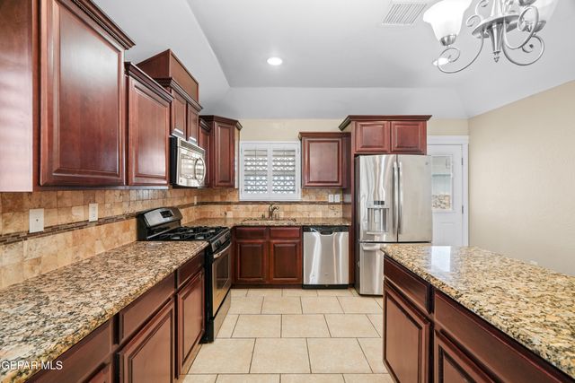 1707 JUDITH RESNIK Drive, El Paso, TX 79936
