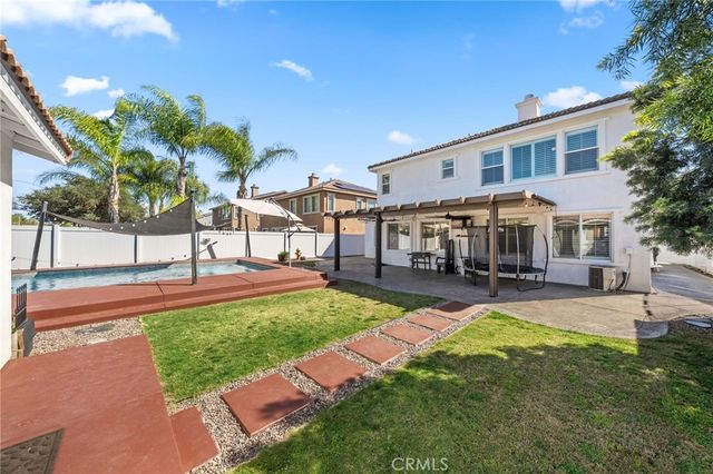 27497 Yellow Wood Way, Murrieta, CA 92562