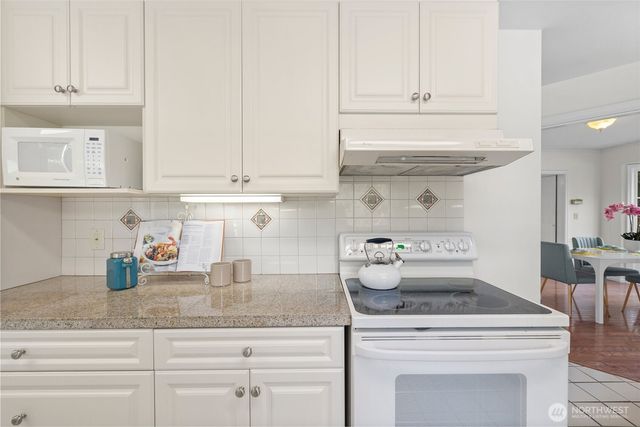 2926 W Blaine Street, Seattle, WA 98199