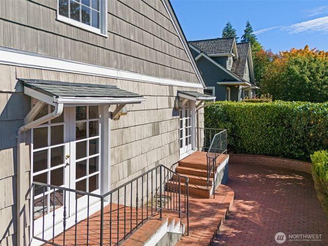 2926 W Blaine Street, Seattle, WA 98199