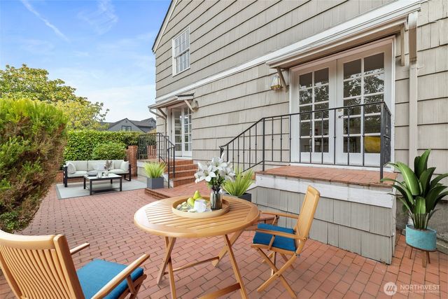 2926 W Blaine Street, Seattle, WA 98199