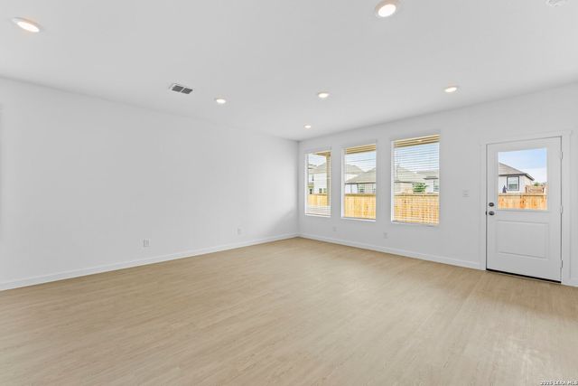 9414 Dassler Springs, Converse, TX 78109