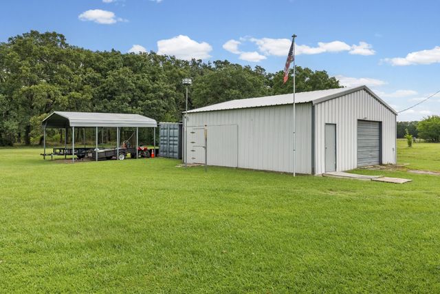 2155 NE County Road 2200, Mount Vernon, TX 75487