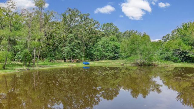 2155 NE County Road 2200, Mount Vernon, TX 75487