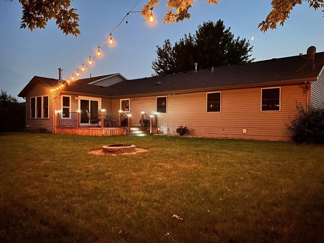 2726 Autumn Lane, Janesville, WI 53546