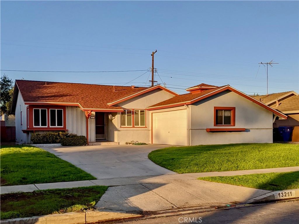 13211 Schoenborn Street, Sun Valley, CA 91352