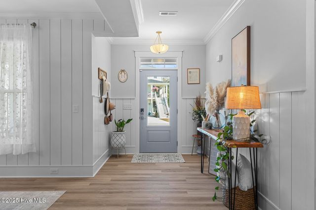 592 Moss Lake Lane, Holly Ridge, NC 28445