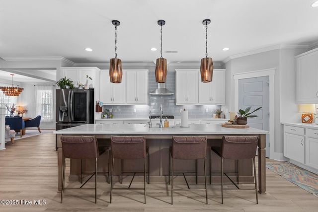 592 Moss Lake Lane, Holly Ridge, NC 28445