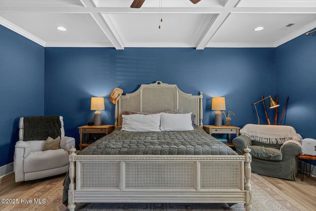 592 Moss Lake Lane, Holly Ridge, NC 28445