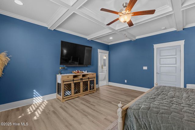 592 Moss Lake Lane, Holly Ridge, NC 28445