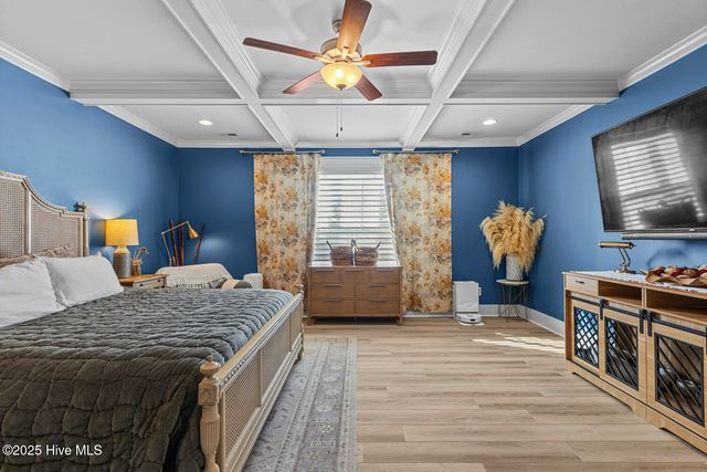 592 Moss Lake Lane, Holly Ridge, NC 28445