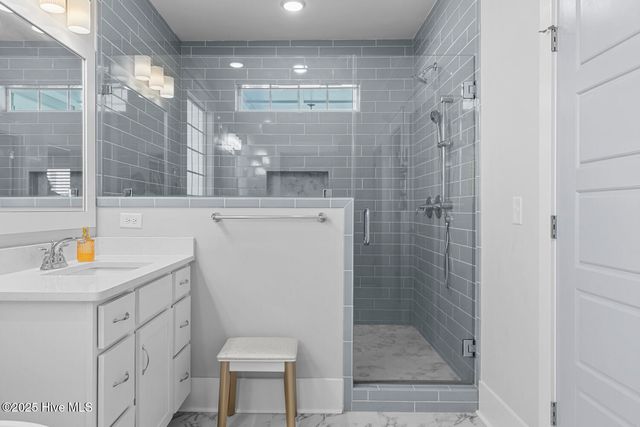 592 Moss Lake Lane, Holly Ridge, NC 28445