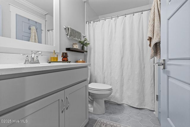 592 Moss Lake Lane, Holly Ridge, NC 28445