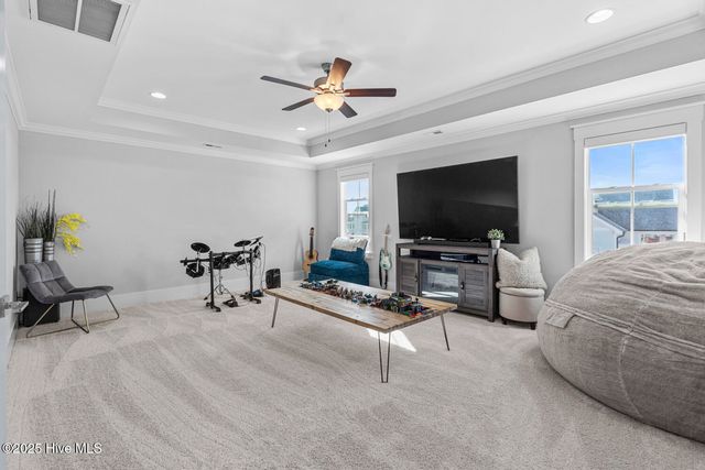 592 Moss Lake Lane, Holly Ridge, NC 28445