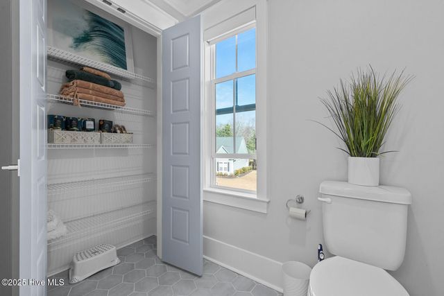 592 Moss Lake Lane, Holly Ridge, NC 28445