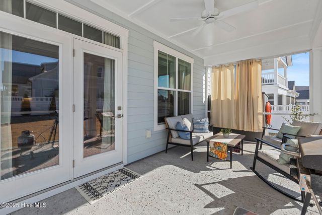 592 Moss Lake Lane, Holly Ridge, NC 28445