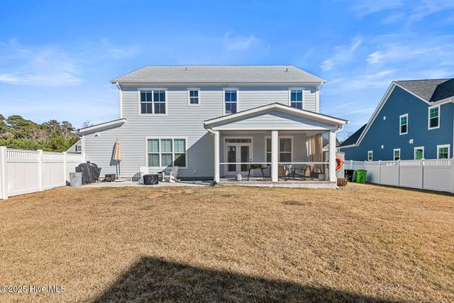 592 Moss Lake Lane, Holly Ridge, NC 28445