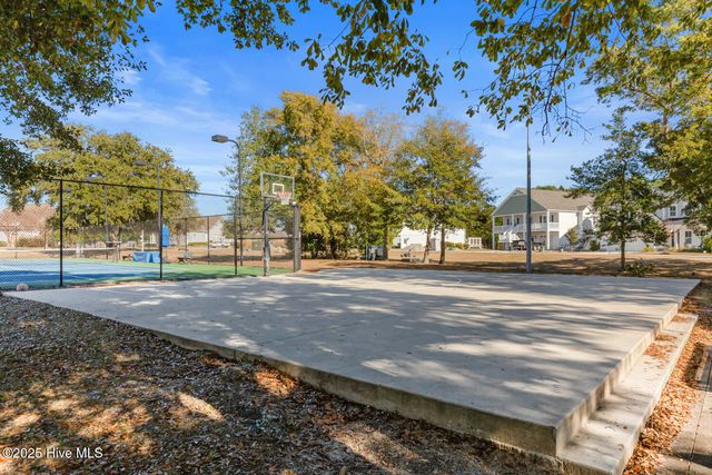 592 Moss Lake Lane, Holly Ridge, NC 28445