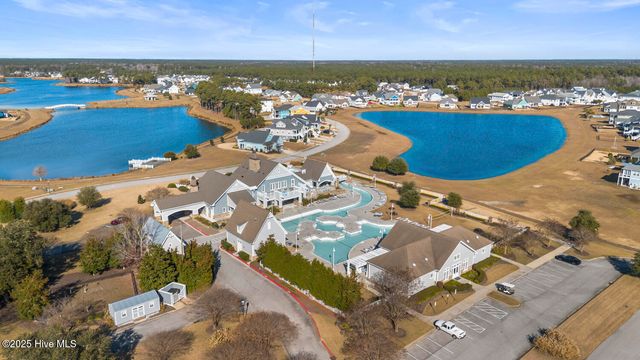 592 Moss Lake Lane, Holly Ridge, NC 28445