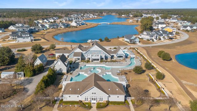 592 Moss Lake Lane, Holly Ridge, NC 28445