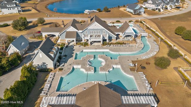 592 Moss Lake Lane, Holly Ridge, NC 28445