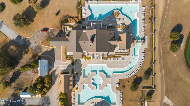 592 Moss Lake Lane, Holly Ridge, NC 28445