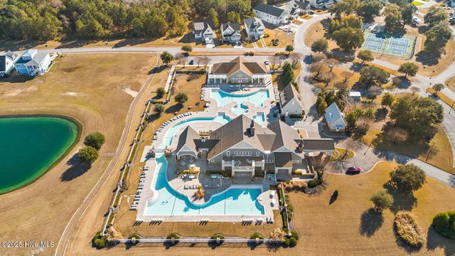 592 Moss Lake Lane, Holly Ridge, NC 28445