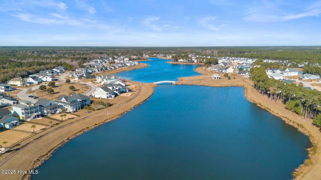 592 Moss Lake Lane, Holly Ridge, NC 28445