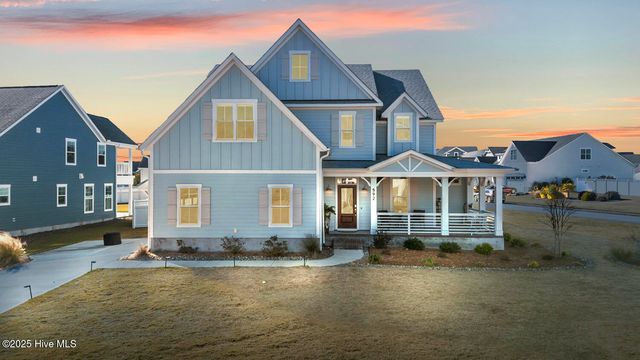 592 Moss Lake Lane, Holly Ridge, NC 28445