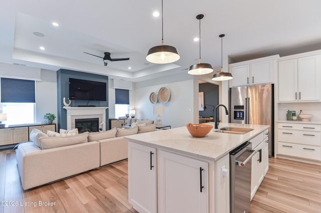 3602 Fordham Park Dr, Louisville, KY 40245