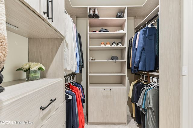 3602 Fordham Park Dr, Louisville, KY 40245